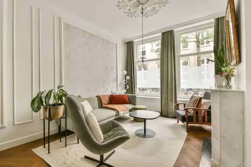 Amsterdam Oud Zuid: Ruime Dubbele Benedenwoning met Tuin en Gastenverblijf