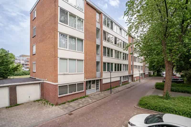 4 Kamer Appartement Vlaardingen Westwijk Groen Uitzicht