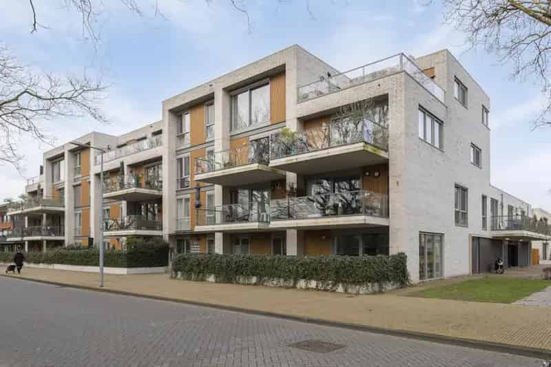 Luxe Appartement 2019 te Hugo de Grootstraat