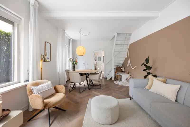 Te Koop: 2-onder-1-kapwoning Apeldoorn - Ruimte, Comfort en Rustig Wonen