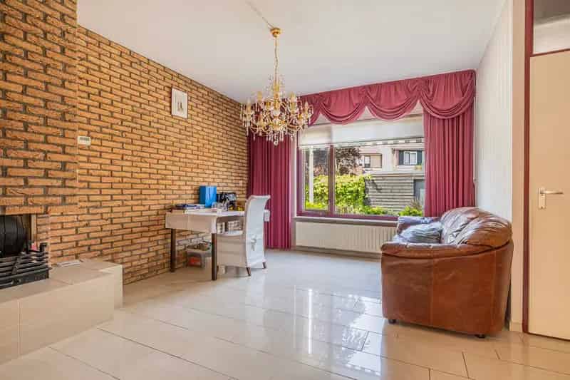 Huis te koop Ede 5 slaapkamers gezin oosttuin