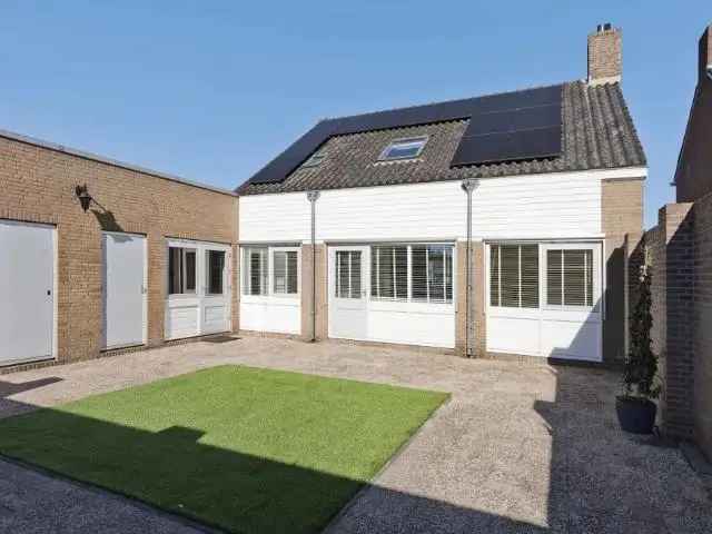 Moderne Hoekwoning te Huur Aalsmeer Zuid