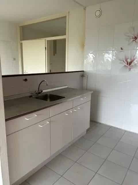 Appartement te koop Den Haag 4-kamer 84m2 balkon parkeerplaats