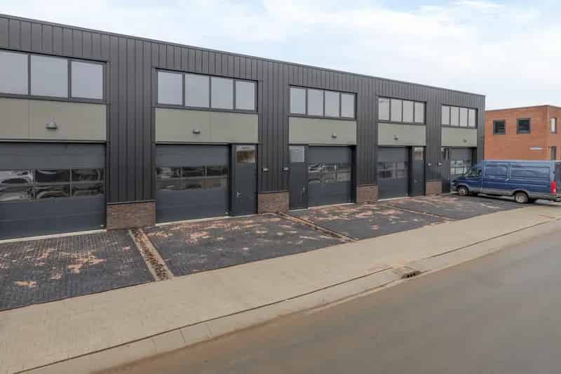 Bedrijfshal Bergambacht te huur 105-149 m2