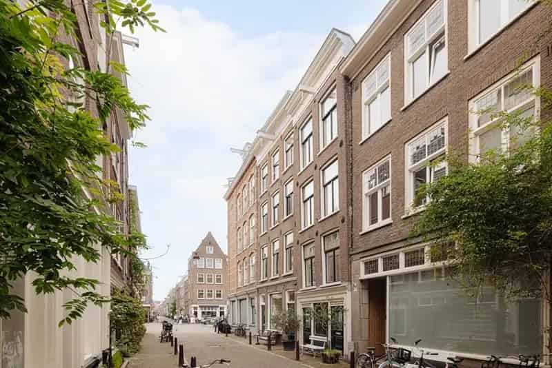 Jordaan pand: gerenoveerd woon winkelpand 4 lagen