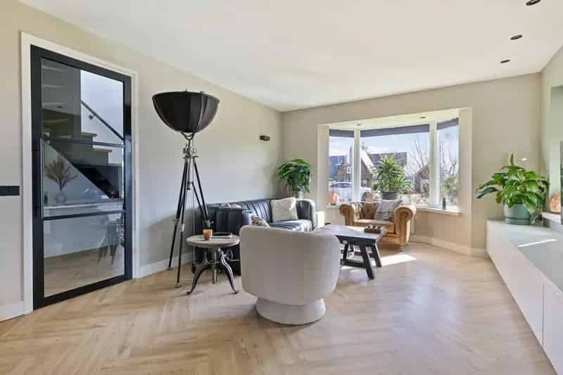 Vrijstaande woning Aalsmeer 1003m2 grond 3 slaapkamers 2 badkamers