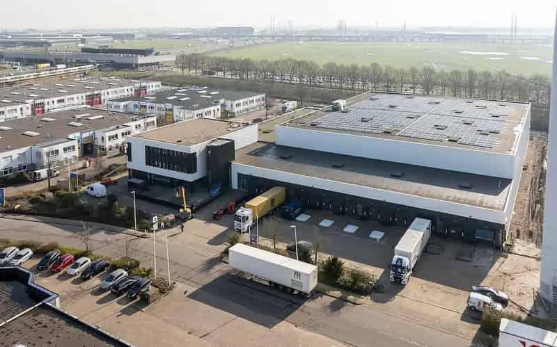 Bedrijfshal te Huur Zoetermeer 5751m² Opslag Distributie