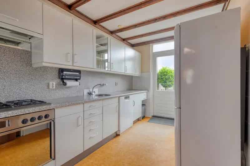 Ruime Hoekwoning met Garage in Zundert
