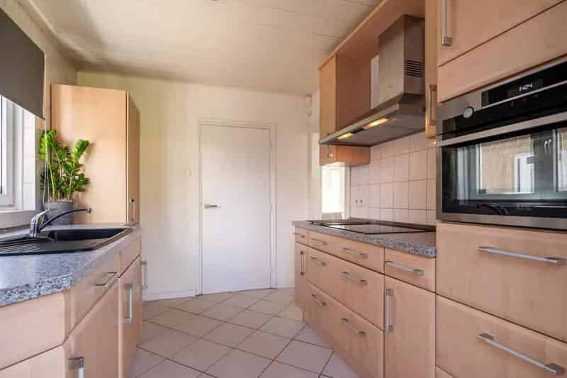 Achter de Hoven 7, Linne