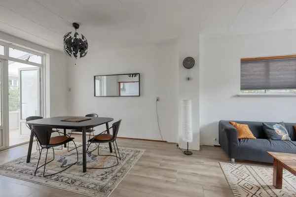 Gemeubileerd Huis Delft 3 Slaapkamers Nabij Uitvalswegen