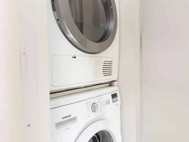 Trendy Dubbele Benedenwoning Pijp Grote Zonnige Tuin