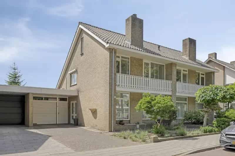 Royale 2 1 Kapwoning Uden Grote Tuin Garage 149m2