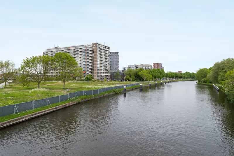 2-kamerappartement Leiden Weids Uitzicht Balkon Moderne Badkamer