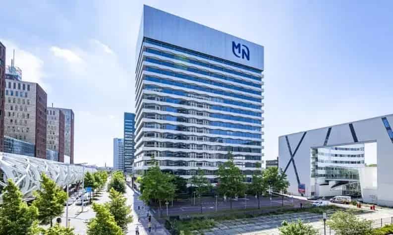 Kantoorruimte te huur Den Haag Zilveren Toren 1425m²