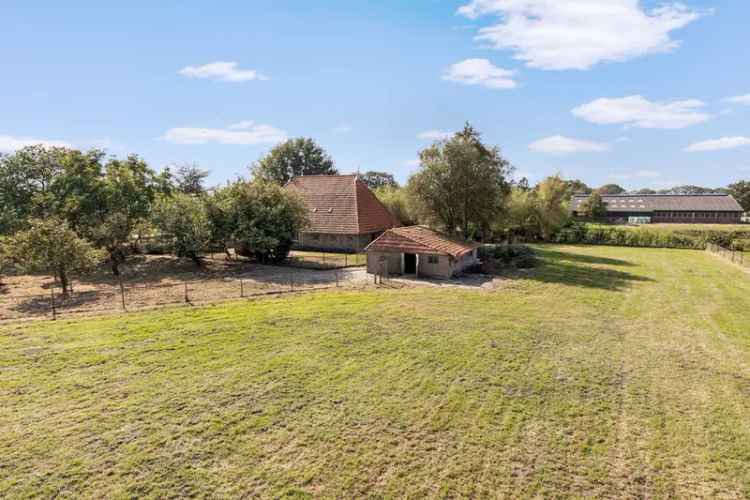 Woonboerderij Te Koop in Zandhuizen, Fryslân