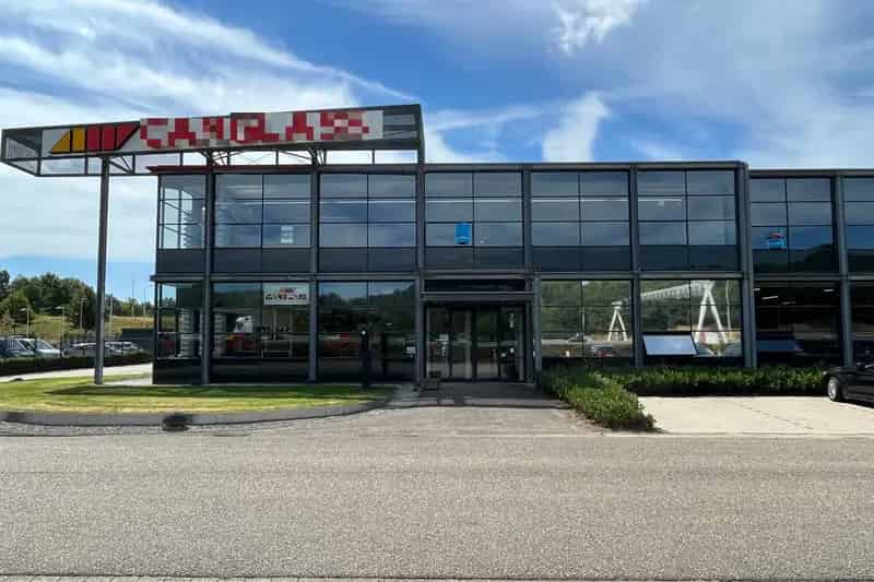 Showroom Kantoorruimte A58 Tilburg 550m2