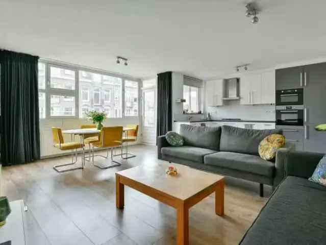 Ruim 2 Kamer Appartement Amsterdam Indische Buurt 61m2 Balkon