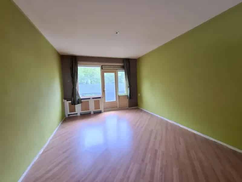 Opknapwoning Pendrecht 2 slaapkamers balkon