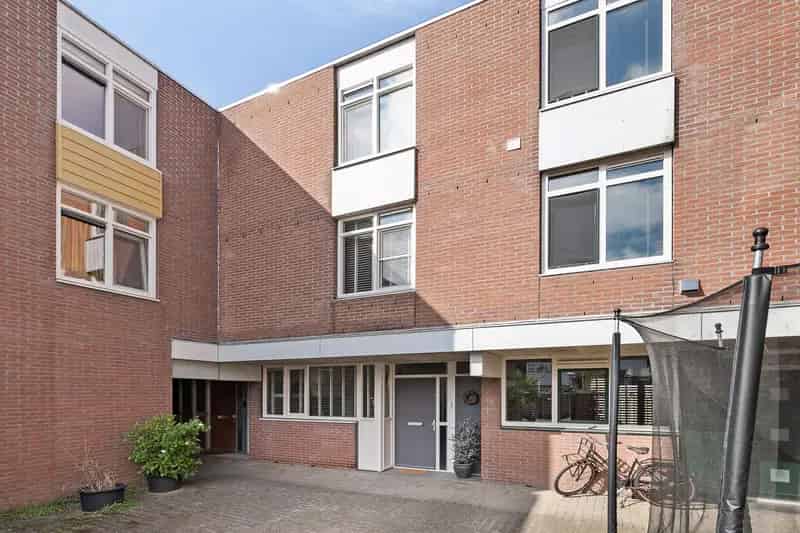 Huis te koop Leiden Merenwijk: Ruim & Energiezuinig Gezinshuis