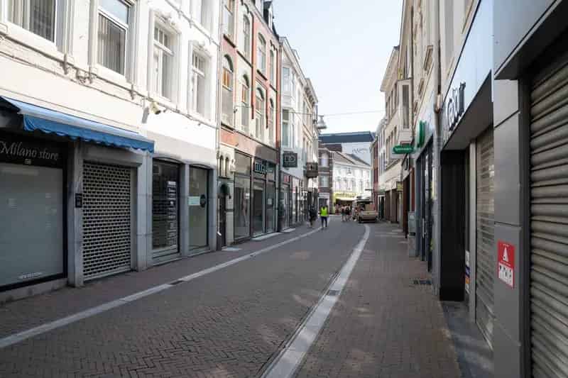 Winkel Sittard te koop: 103m² winkelruimte 154m² bovenwoning
