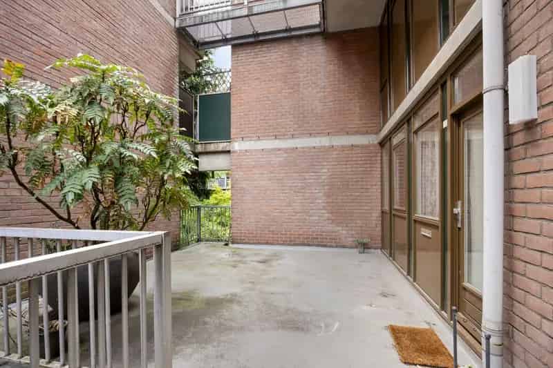 2 Kamer Appartement Rotterdam Heliport Complex Balkon Berging