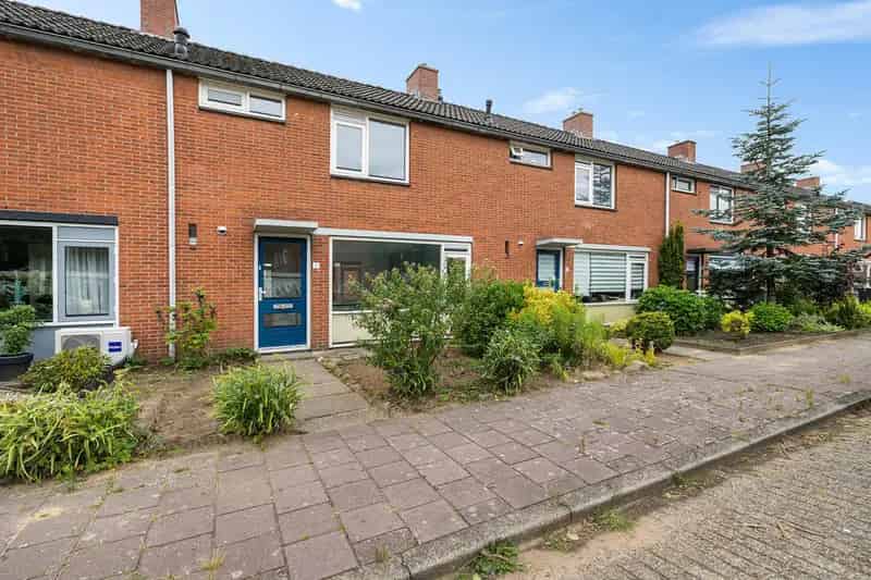 Tussenwoning 3 slaapkamers Emmerdennen Emmen