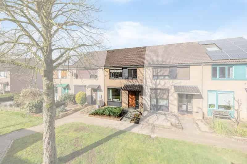 Ruime Tussenwoning Blerick 3 Slaapkamers Grote Garage