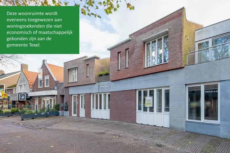 Appartement Den Burg Centrum  Nabij Winkels Restaurants