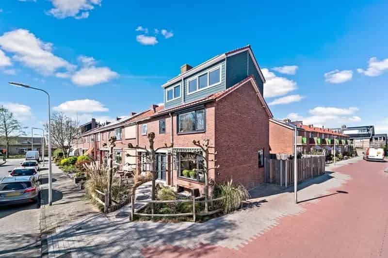 Ruime gezinswoning Maasland 4 slaapkamers moderne keuken tuin