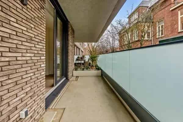 2 Kamer Appartement Den Haag Nieuwe Duinweg  Parkeerplaats Balkon