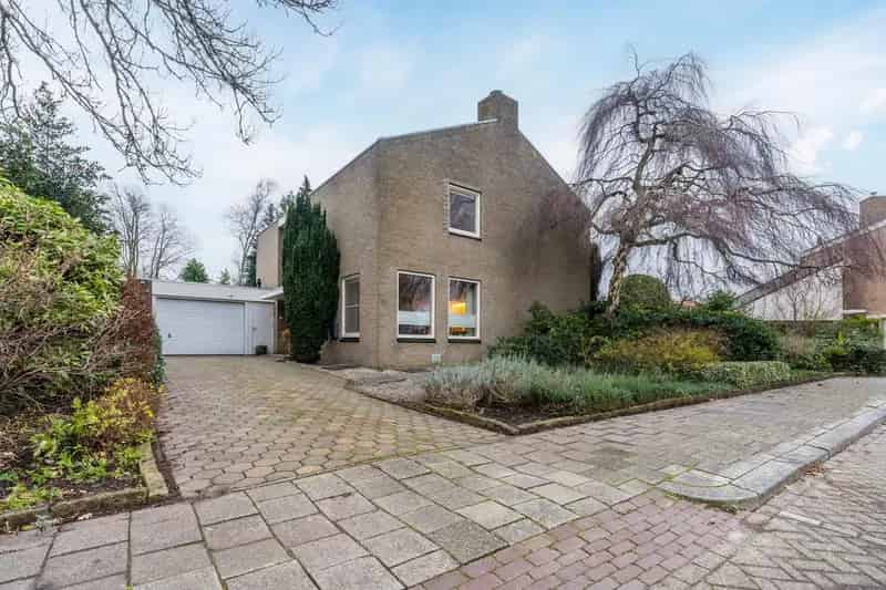Vrijstaande woning met wellness, tuin en garage Hoogeveen