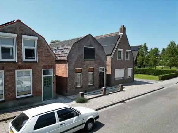 Vrijstaande woning Biervliet: Franse kap, 2 slaapkamers, zonnige tuin
