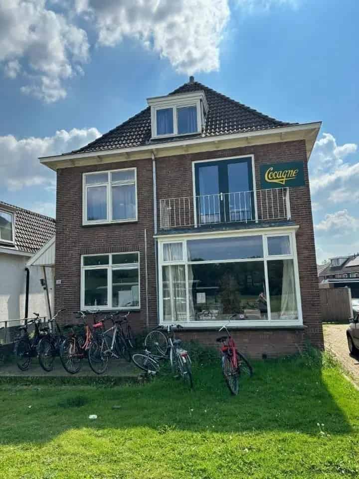 Studentenkamer Enschede: Gezellig Huis met Bar