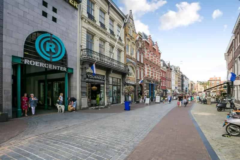 Winkelruimte te Huur Roermond Roercenter