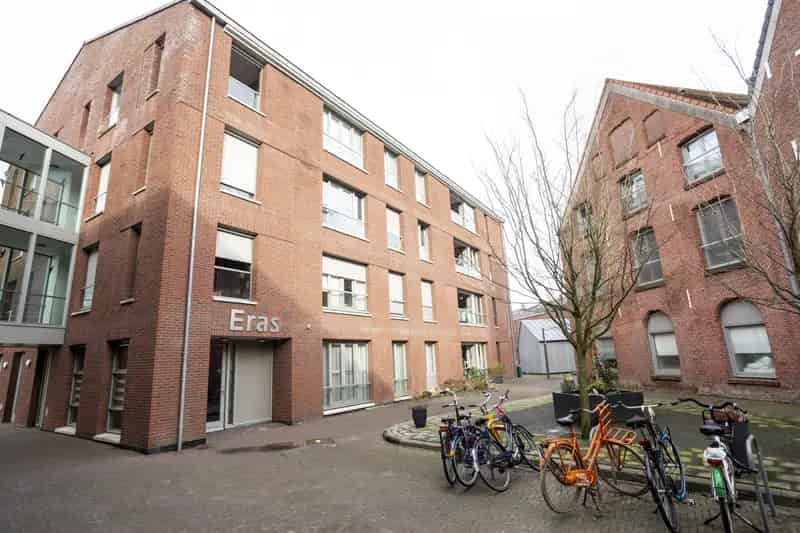 2 Slaapkamers Appartement Rustige Omgeving Loggia