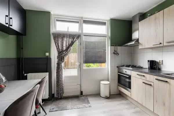 Hoekwoning Stavenisse - Levensloopbestendig - Carport