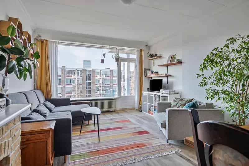 Instapklaar 3 kamer appartement Den Haag nabij Haga Ziekenhuis