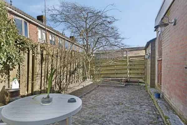 Ruime Hoekwoning 3 Slaapkamers Moderne Keuken Zonnige Tuin