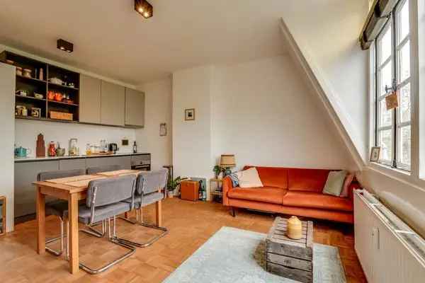 Luxe Tweekamerappartement Biltstraat