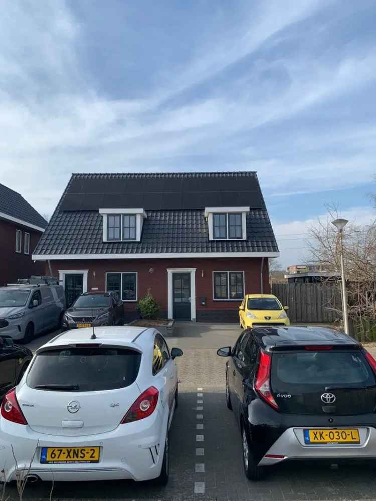 2-onder-1-kapwoning 3 slaapkamers Zonnepanelen