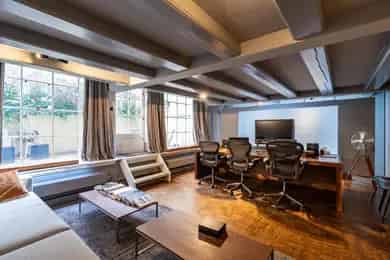 320 m2 Kantoorruimte Amsterdam Te Huur
