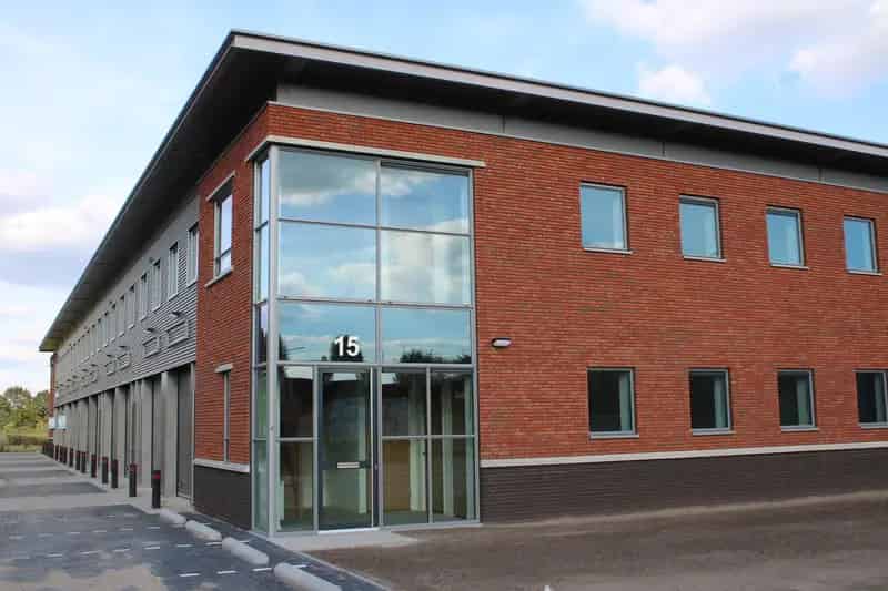 Bedrijfshal Zundert te Huur 112m² Praktijk Showroom Kantoor