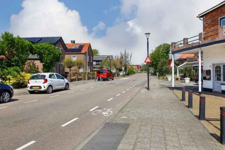 Bedrijfshal te koop Egmond aan den Hoef Horecagelegenheid met Woning