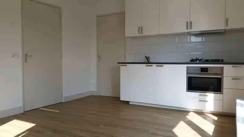 Studentenkamer Enschede Roombeek 14m2 per 1 augustus 2025