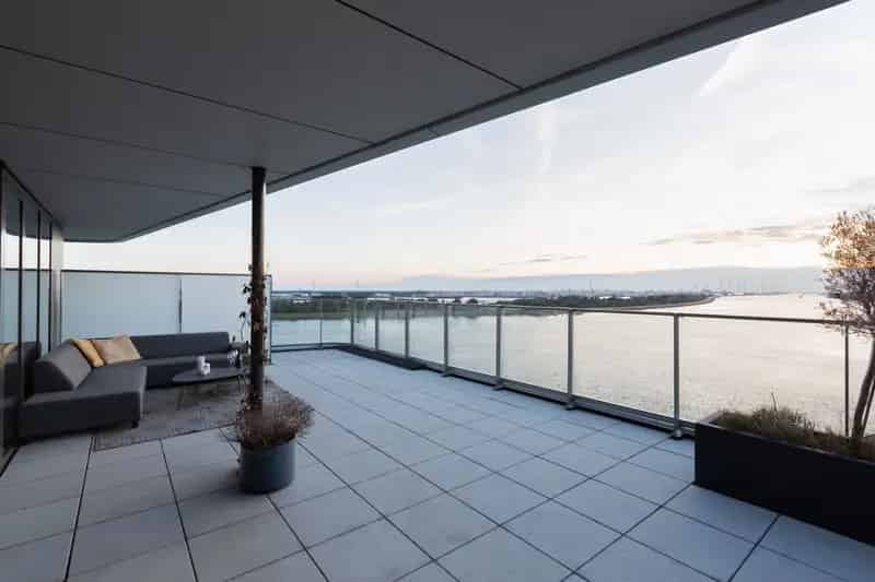 Luxe Penthouse te koop Maassluis 153m2 Dakterras Parkeerplaatsen
