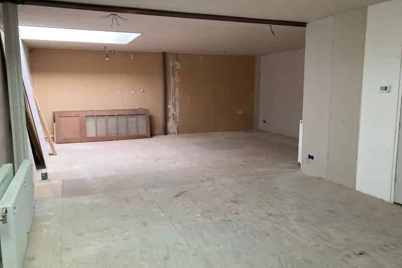 Bedrijfshal Kampen te huur: Atelier Opslag Werkplaats 84m2