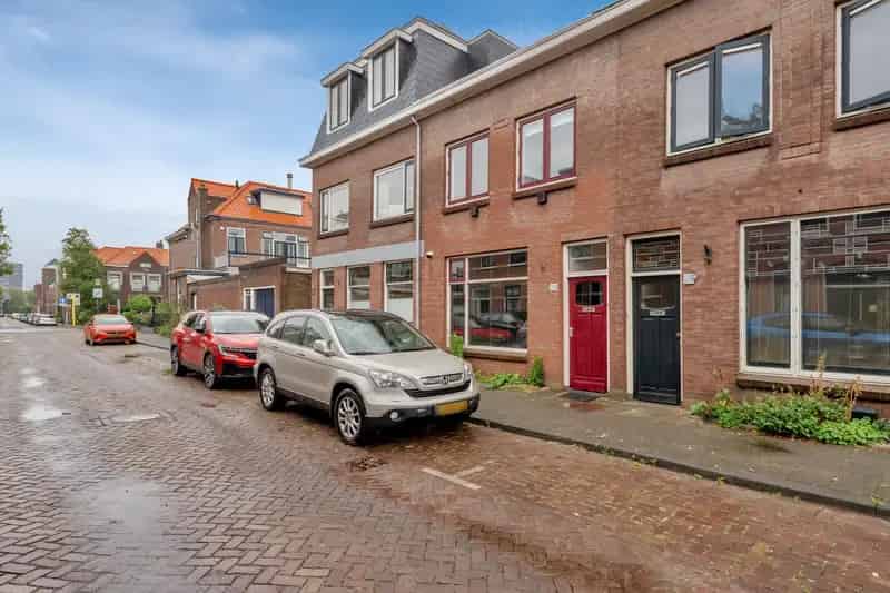 Moderne Eengezinswoning te Koop in Vlaardingen Oostwijk