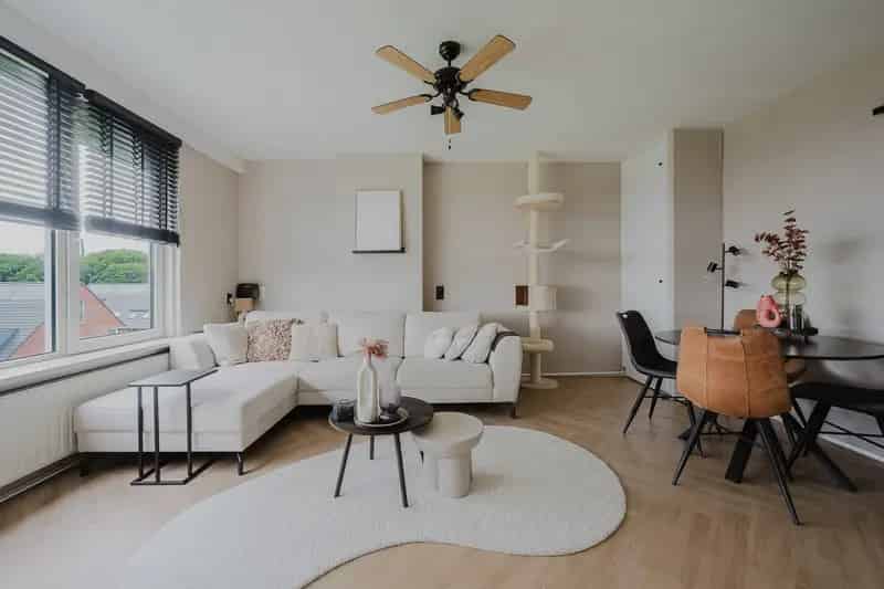 Gerenoveerd appartement Schiekamp nabij Hartelpark