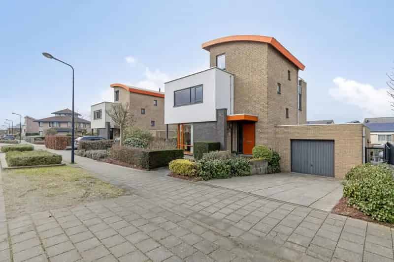 Splitlevelwoning Othene 4 slaapkamers 2 badkamers dakterras