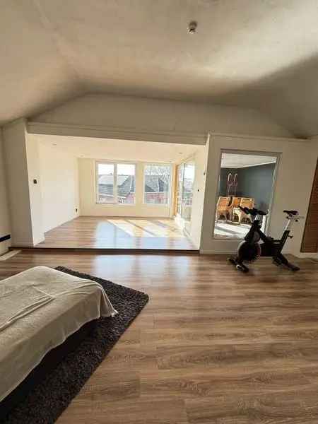 Bovenwoning Winschoten 2 slaapkamers Terras 83m2
